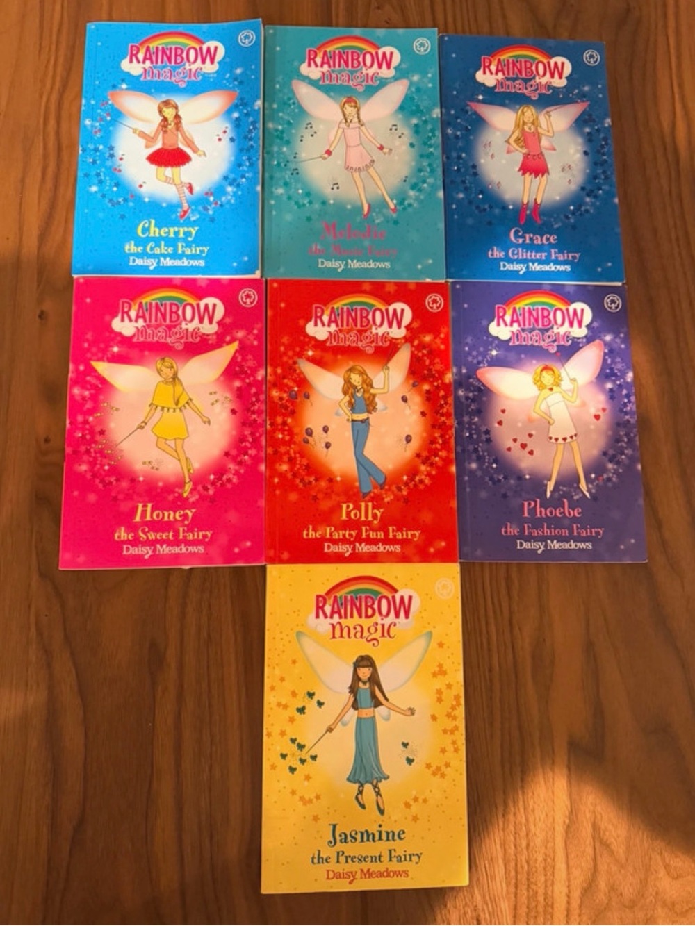 Rainbow magic- The party fairies- daisy meadows